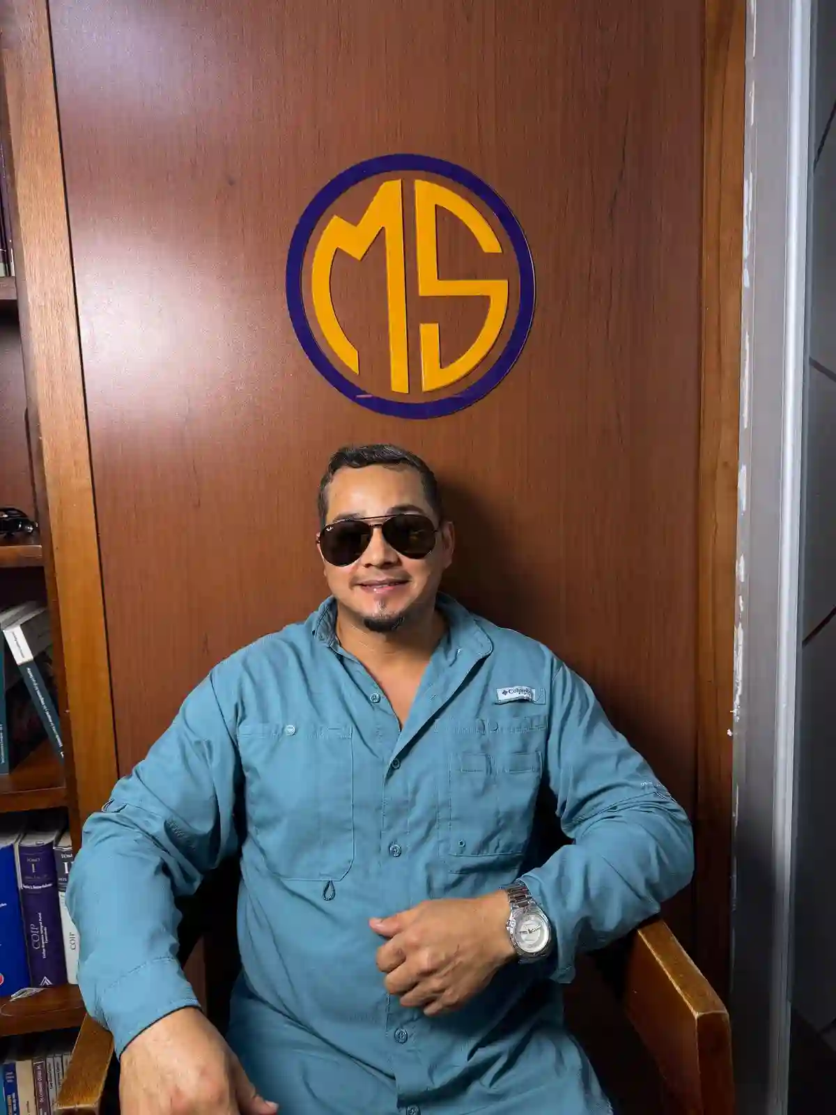 Alcides empresario