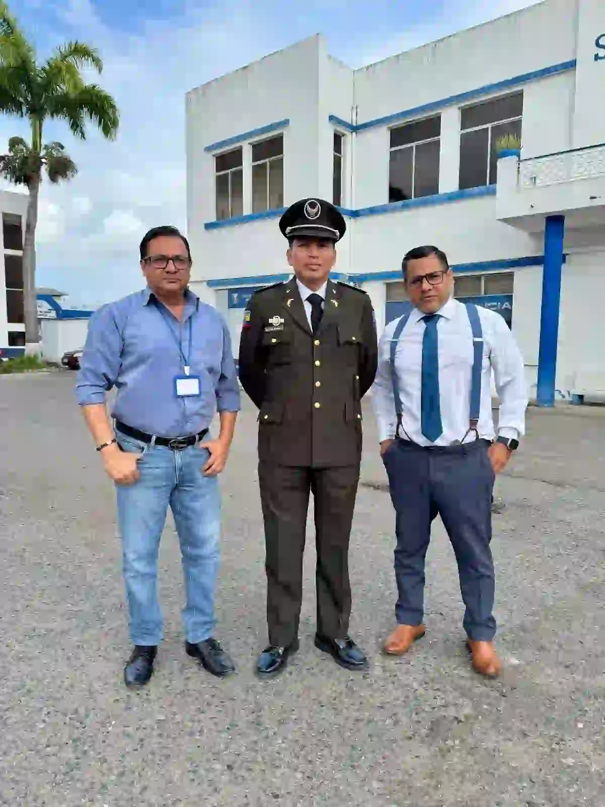 Cabo segundo de la policía